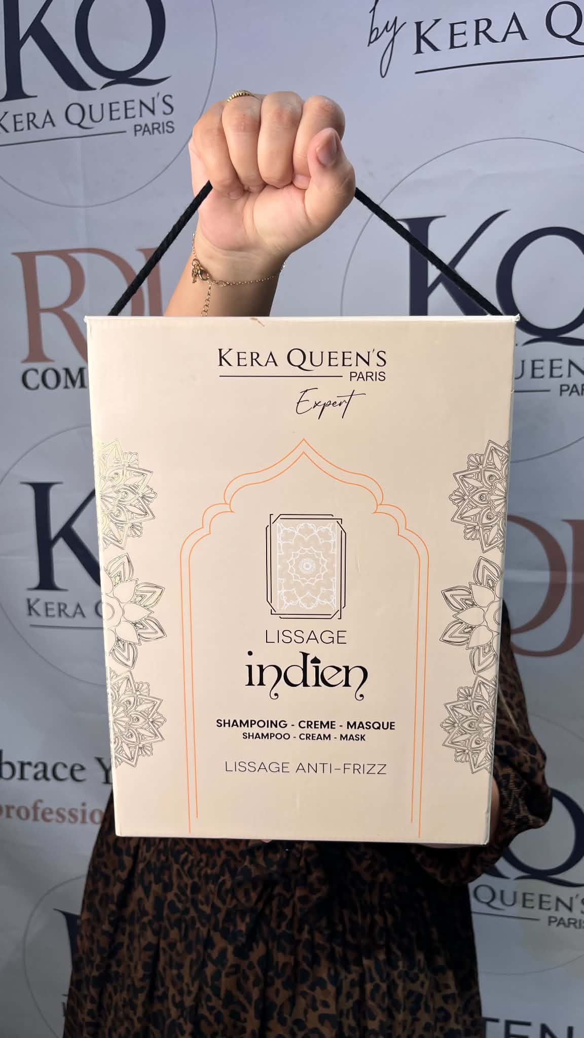 Lissage Indien Anti-Frizz 3 x 1 Litre KERA QUEENS EXPERT PARIS.